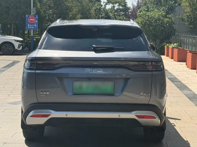 BYD Song L DM-i — Фото автомобиля 11