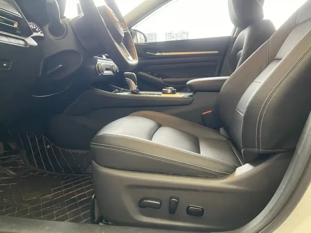 Nissan Teana — Фото автомобиля 14
