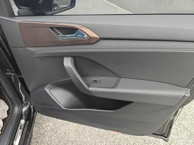 Volkswagen Tharu — Фото автомобиля 21