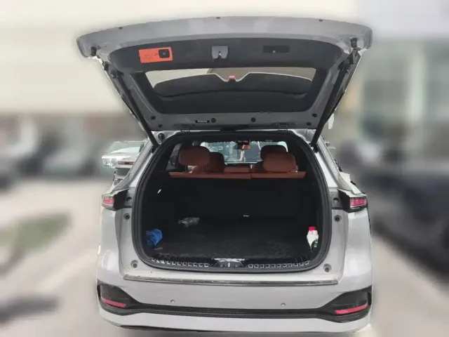 Changan Changan CS75 PLUS 2025 4th Gen 1.5T New Blue Whale Smart Flagship — Фото автомобиля 15