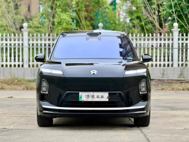 Фотография автомобиля — Nio ES8