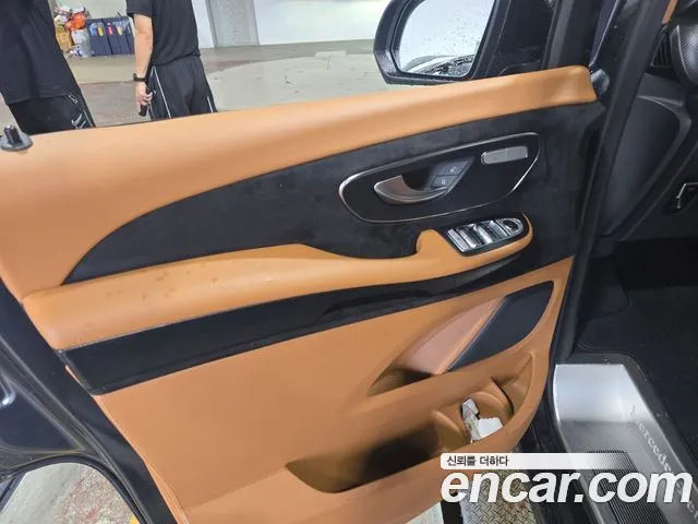 Mercedes-Benz V-Class — Фото автомобиля 5