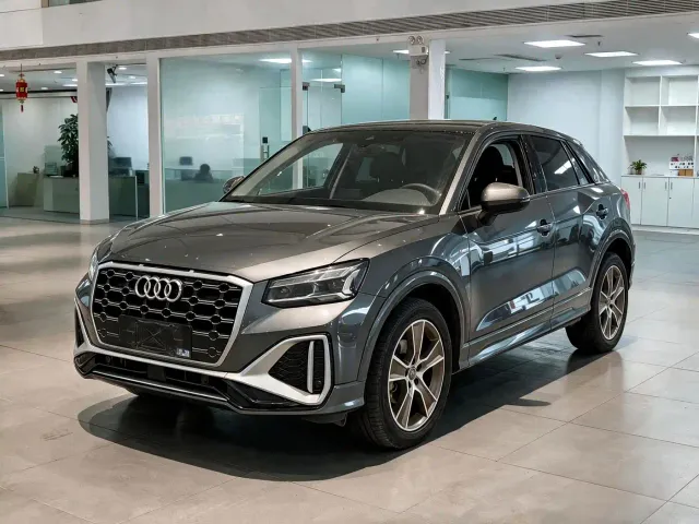 Фотография автомобиля — Audi Q2L