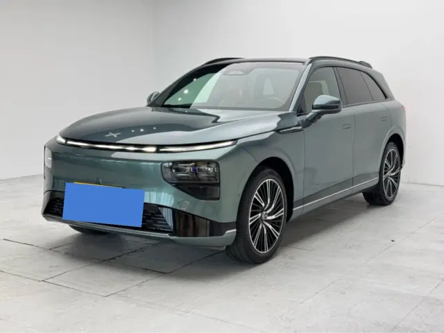 Xpeng G9 — Фото автомобиля 2