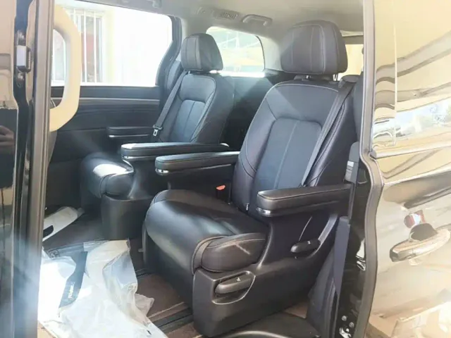 GAC Trumpchi M8 — Фото автомобиля 16