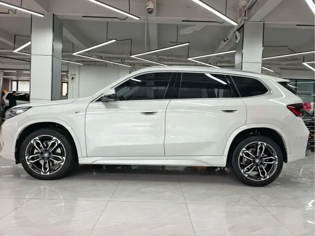 BMW X1 — Фото автомобиля 7