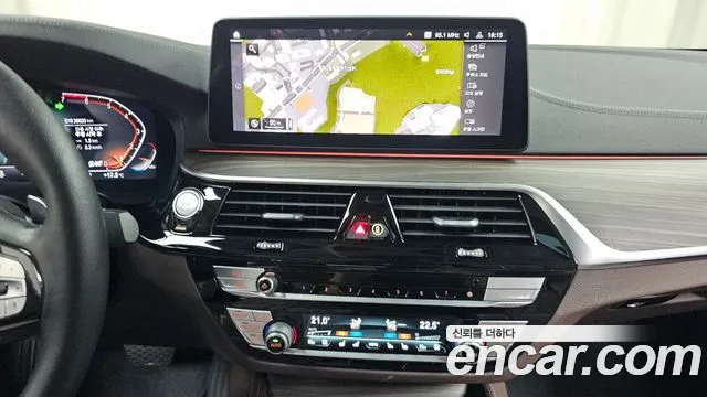 BMW 5-Series 5 серия (G30) 530i xDrive Luxury — Фото автомобиля 8