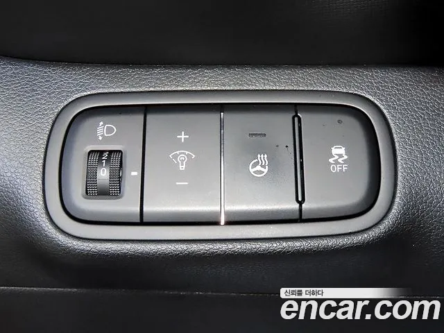 Hyundai Venue Venue 1.6 Premium — Фото автомобиля 14
