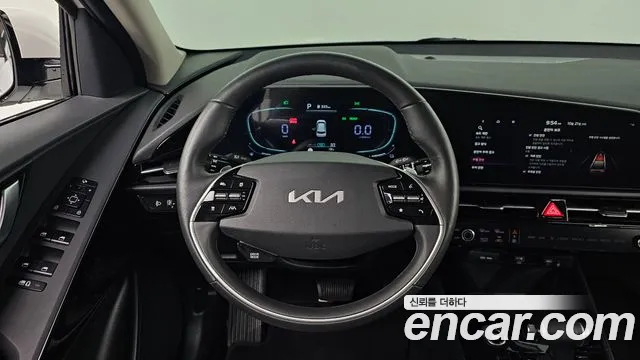 Kia Niro The All New — Фото автомобиля 12