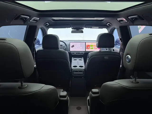 Li Auto Li Xiang L9 2022 Max — Фото автомобиля 24