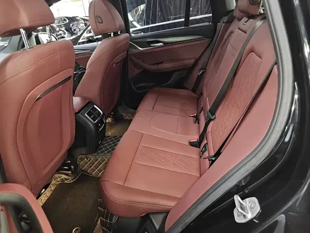 BMW X3 — Фото автомобиля 16