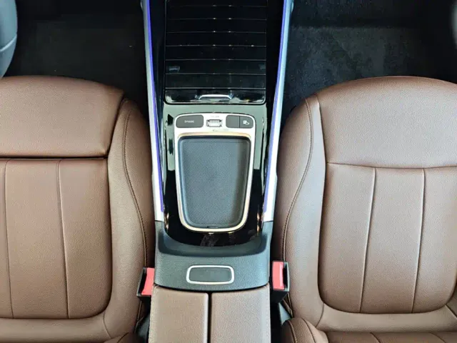 Mercedes-Benz GLB-Class — Фото автомобиля 18