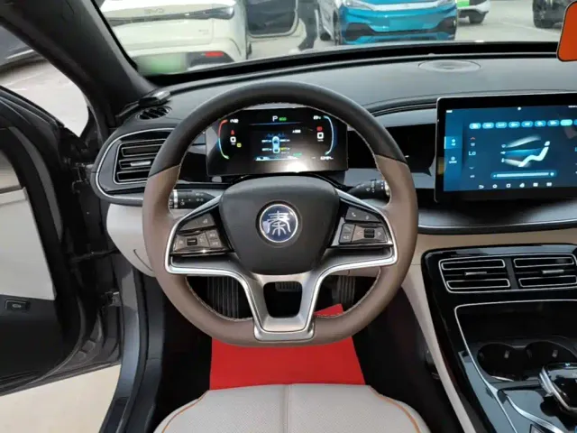 BYD Qin PLUS — Фото автомобиля 10