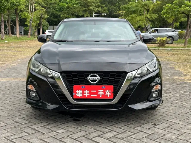 Nissan Teana — Фото автомобиля 2