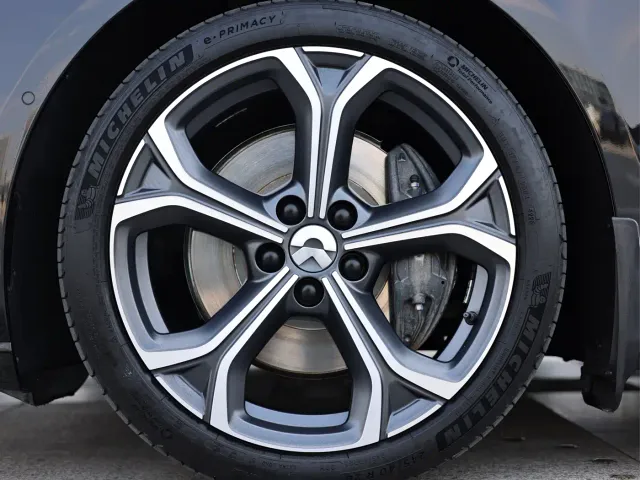 Nio ET5 Touring — Фото автомобиля 9