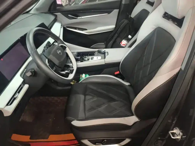 Changan CS75 Plus — Фото автомобиля 14