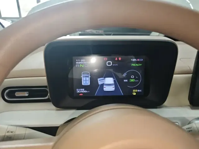 Wuling Hongguang Mini EV — Фото автомобиля 11