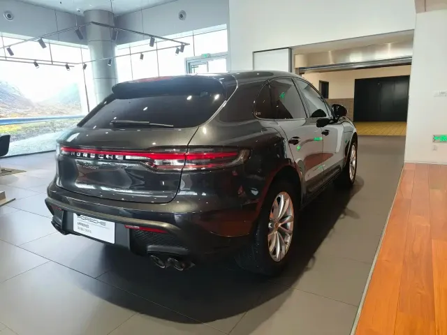 Porsche Macan — Фото автомобиля 3