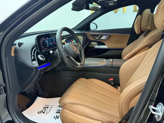 Mercedes-Benz E-Class — Фото автомобиля 5