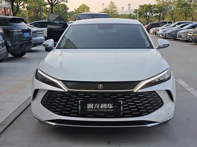 BYD Qin L — Фото автомобиля 2