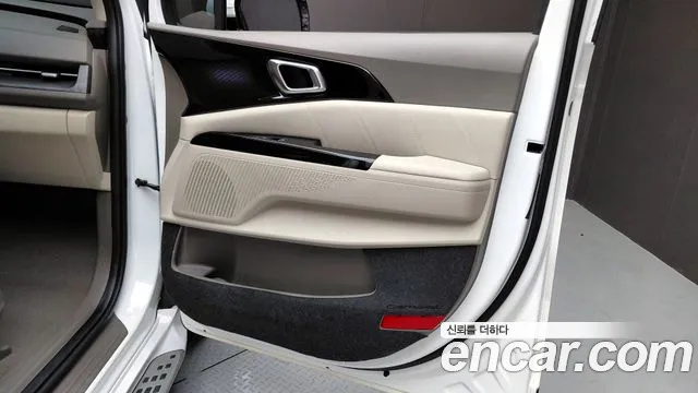 Kia Canival Carnival 4 поколение Бензин 7 мест Signature — Фото автомобиля 22