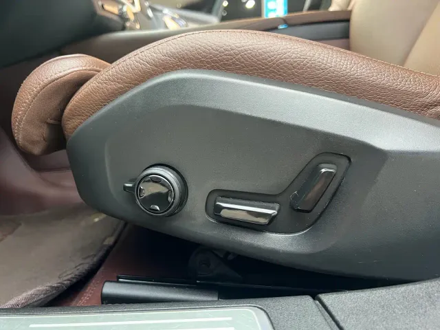 Volvo S90 — Фото автомобиля 8