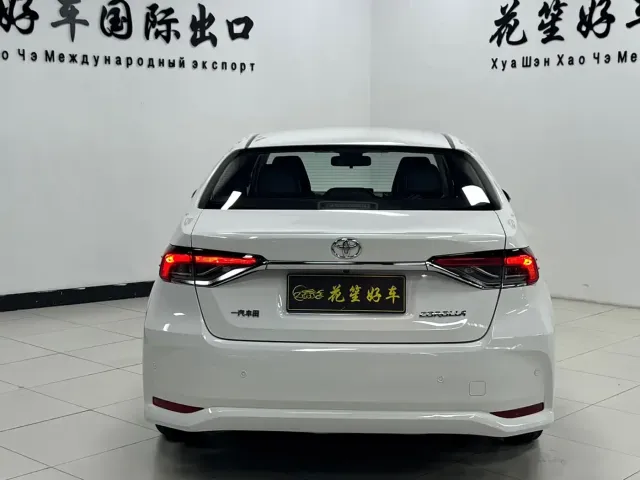 Toyota Corolla — Фото автомобиля 6