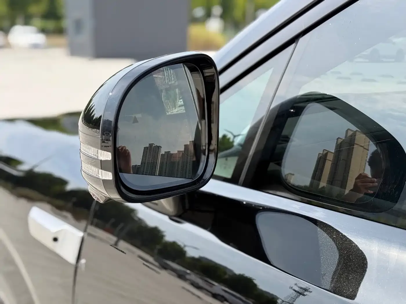 Denza Denza N8L 2025 Standard — Фото автомобиля 10