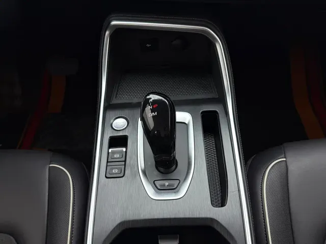 Haval H6 — Фото автомобиля 11