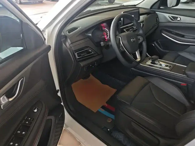Changan CS75 — Фото автомобиля 15
