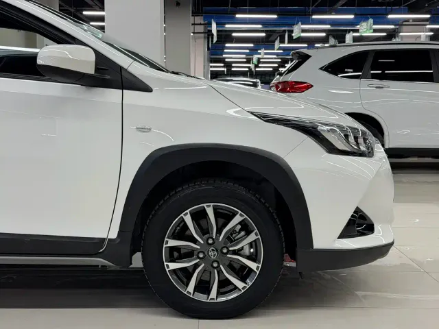 Toyota YARiS L Zhi Xuan — Фото автомобиля 5
