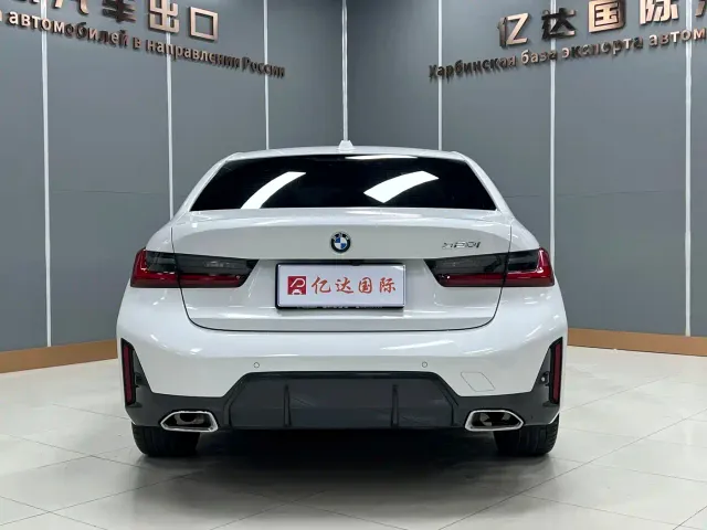 BMW 3 Series — Фото автомобиля 5