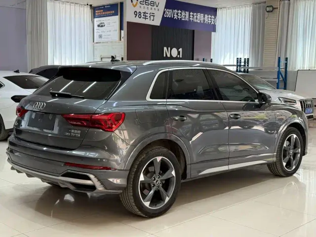 Audi Q3 — Фото автомобиля 4