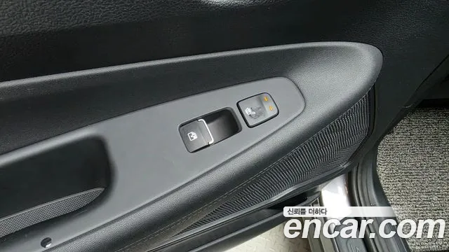 Hyundai Santafe — Фото автомобиля 25