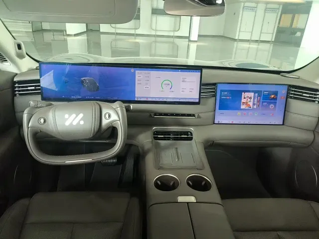 IM Motors LS6 — Фото автомобиля 5