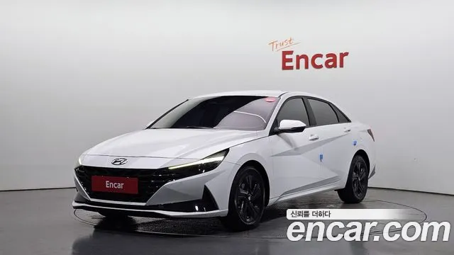 Фотография автомобиля — Hyundai Avante CN7