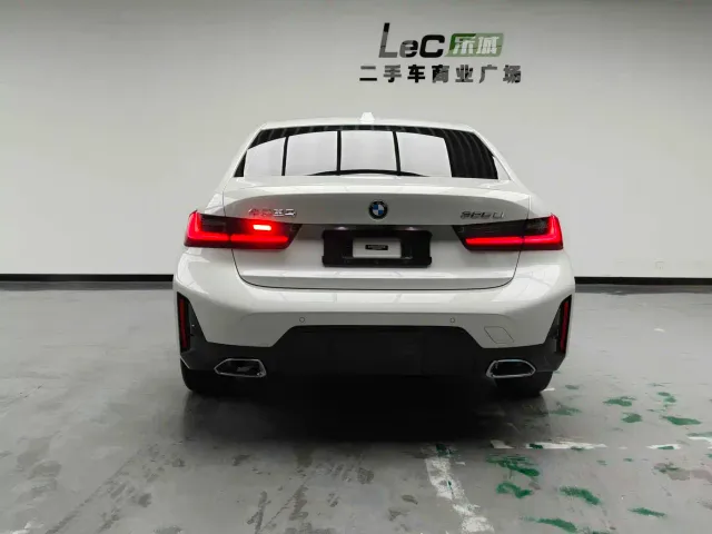 BMW 3 Series — Фото автомобиля 5