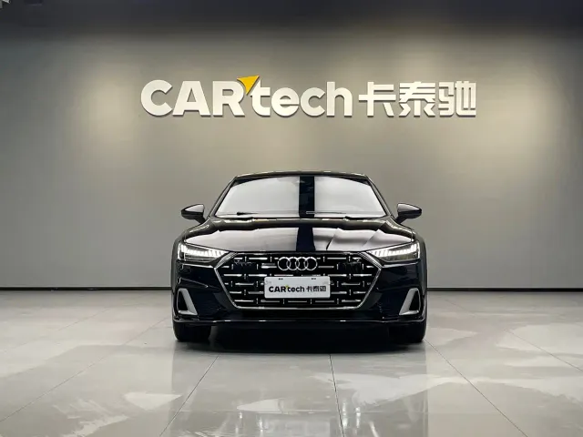 Audi A7L — Фото автомобиля 2