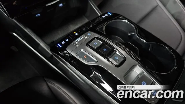Hyundai Tucson Tucson (NX4) Бензин 1.6 турбо 2WD — Фото автомобиля 9