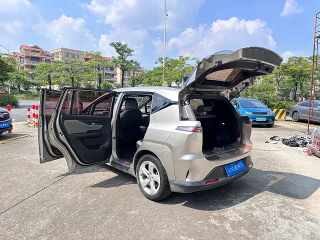 Hycan Z03 — Фото автомобиля 23