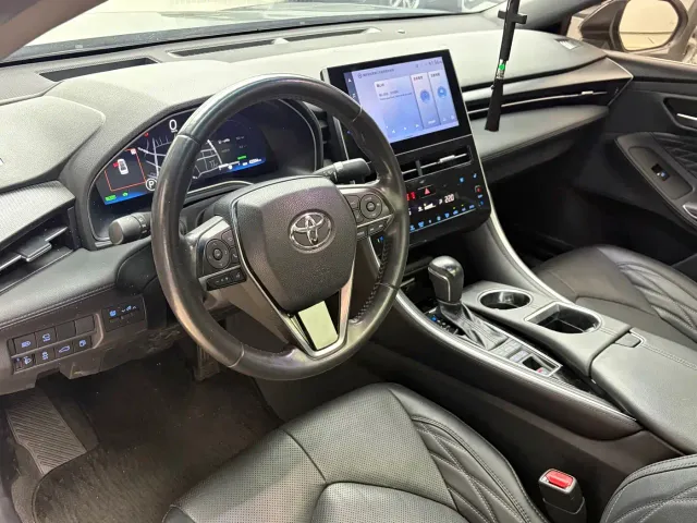 Toyota Avalon — Фото автомобиля 9