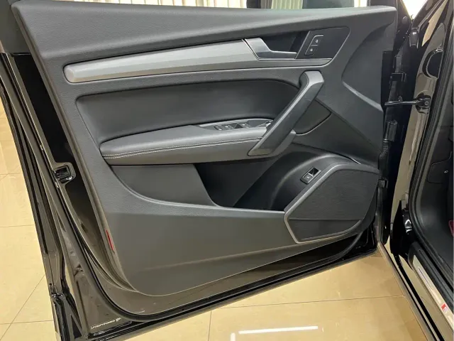 Audi Q5L — Фото автомобиля 8
