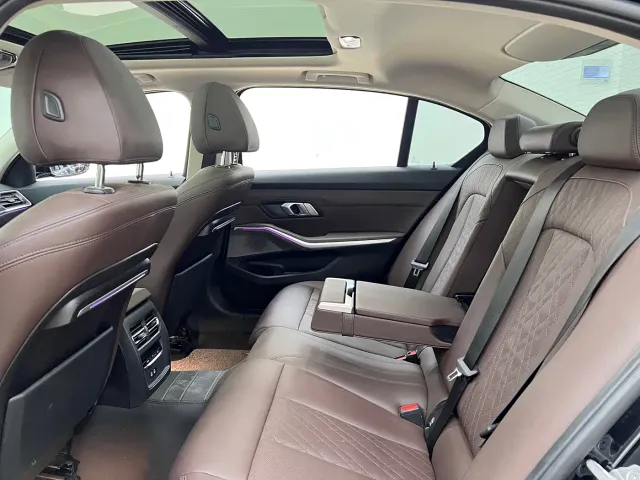 BMW 3 Series — Фото автомобиля 27