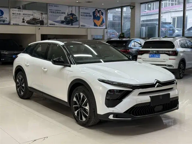 Citroen C5 X — Фото автомобиля 3