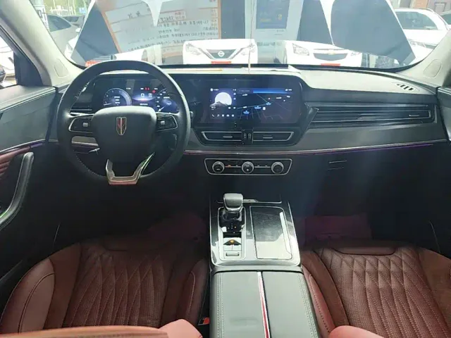 Hongqi HS5 — Фото автомобиля 9
