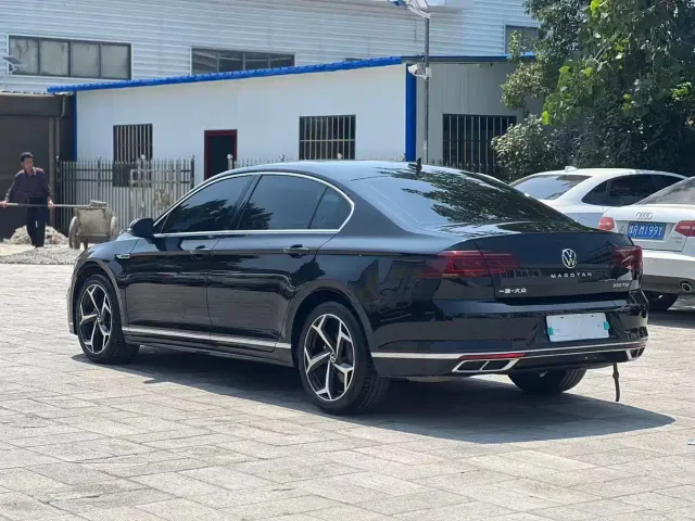 Volkswagen Magotan — Фото автомобиля 8