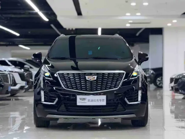 Cadillac XT5 — Фото автомобиля 2