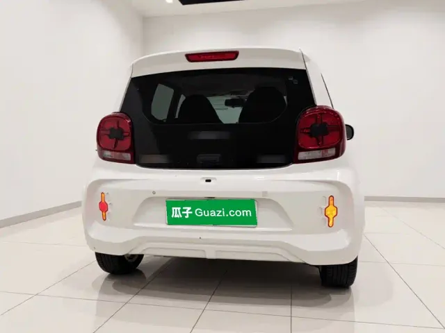Roewe Clever — Фото автомобиля 3