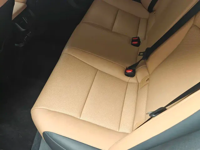 Lexus ES — Фото автомобиля 7