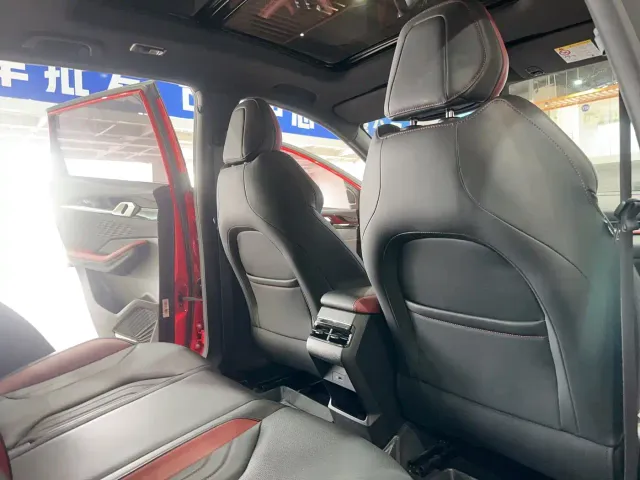 Geely Binyue — Фото автомобиля 13